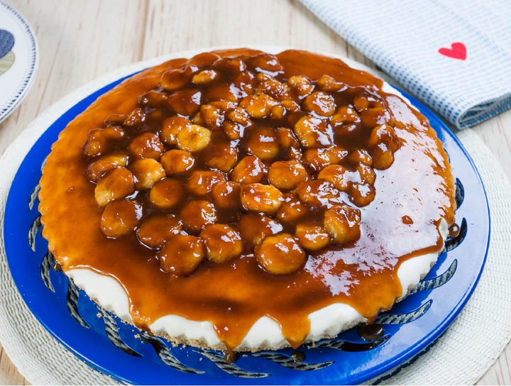 Cheesecake con plátanos caramelizados