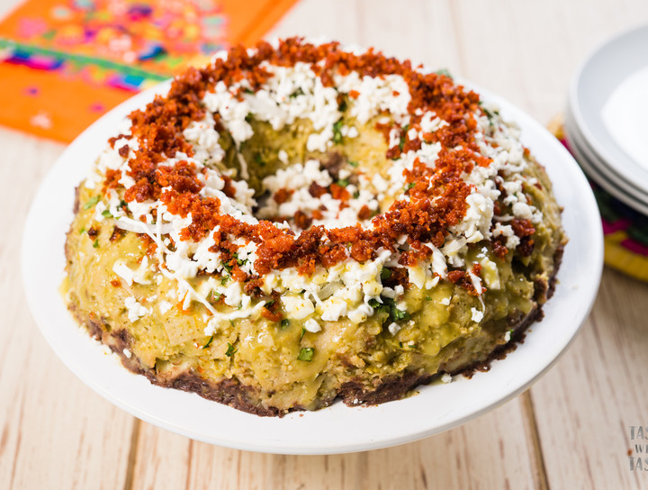 Rosca de chilaquiles verdes