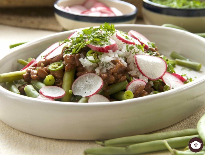 Ensalada de ejotes con frijoles