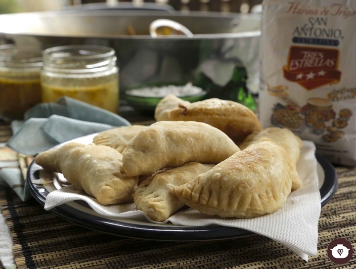 Empanaditas de jamón y queso