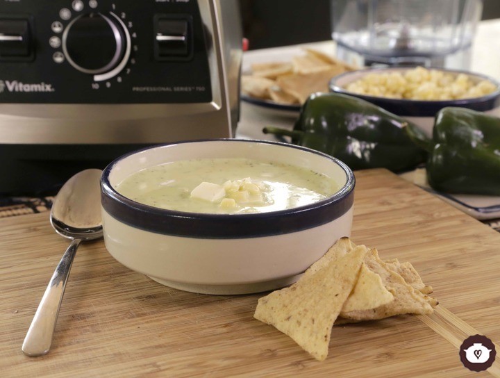 Crema de chile poblano con elote en Blender Vitamix
