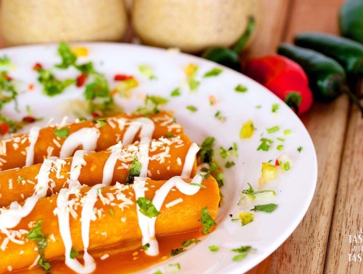 Enchiladas de requesón