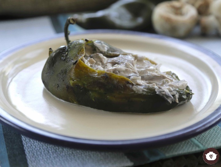 Chiles rellenos vegetarianos