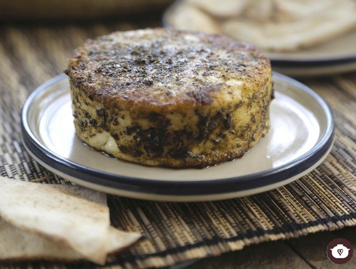 Queso panela a las finas hierbas