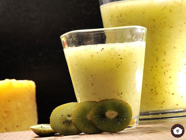 Agua de kiwi con piña