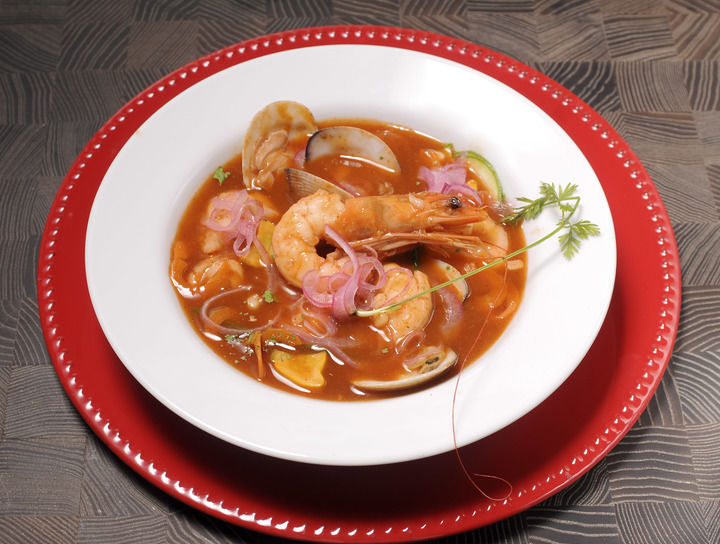 Clemole de mariscos