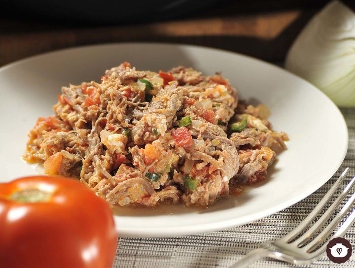 Ropa vieja de res