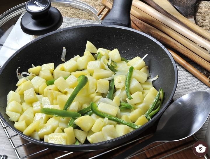Papas con cebolla y chile