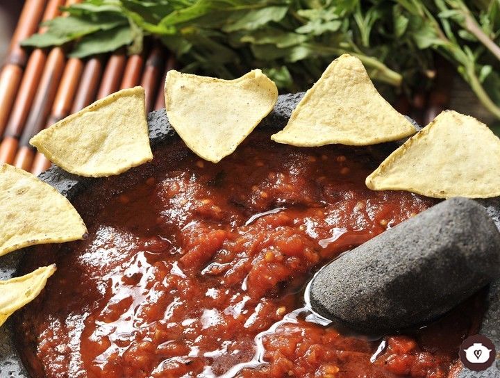 Salsa de jitomate con chile de árbol