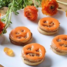 Regalar a los niños en Halloween.