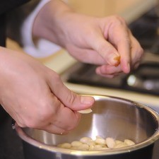Retirarles la cáscara. S 13013 1475614956