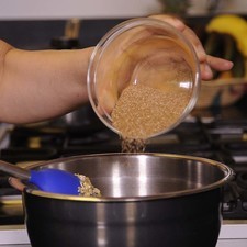 Agregar todo en el tazón a la quinoa.