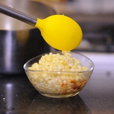 Volver a agregar un poco más de los esquites.