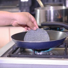 Calentar las tortillas de maíz.