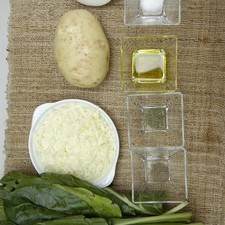 Ingredientes para receta 3 manojos de acelga 1/4 pieza de cebolla blanca 1 pieza de papa blanca 2 cucharadas de aceite de oliva 1/4 cucharita de estragón 1 taza de queso chihuahua rallado Nuevo 1/2 cucharita de sal 1/4 cucharita de pimienta negra molida