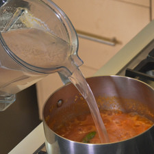 Agregar agua en la olla con la pasta. S 14698 1475612832