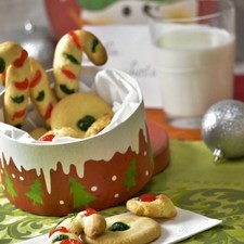 Servir inmediatamente. Ya frías, se conservan muy bien guardadas en un contenedor sellado, separadas con papel encerado. Ideales para regalos de Navidad.