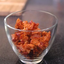 Cortar el chorizo en rodajas.