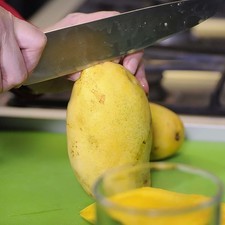 Cortar los mangos.