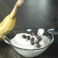 Servir decorado con chispas de chocolate.
