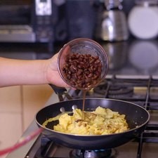 Añadir los frijoles cocidos y revolver. S 17788 1475598476