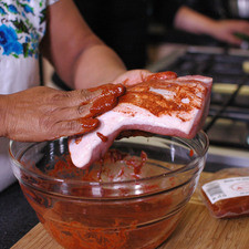 Añadir la carne y dejar marinar durante una hora aproximadamente. Rs 1482866127