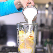 Agregar yogurt.