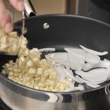 Agregar el elote durante 3 minutos.