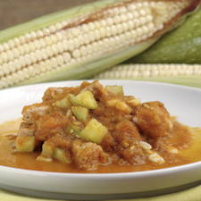 Servir acompañado de arroz blanco.