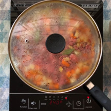 Tapa durante 5 minutos más a fuego bajo.