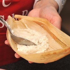 Embarrarlas con dos cucharadas de la masa. S 2140 1475633921
