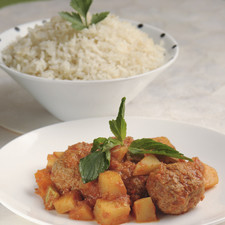 Servir como plato fuerte acompañado de arroz y verduras o frijoles.