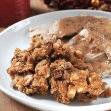 Servir como acompañante del pavo navideño.