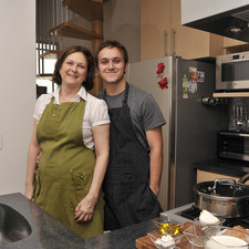 Sonia Ortiz y su hijo David Villarreal. Rs