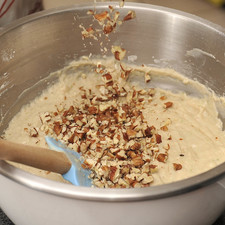 Añadir las nueces picadas y envolver bien la mezcla. S 3901 1475629924