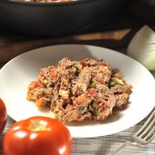 Servir la ropa vieja acompañada de arroz, frijoles o ensalada verde. S 3987 1475629749