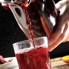 Servir en vasos con hielo.