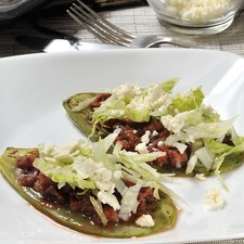 Servir como botana, comida, desayuno o cena.