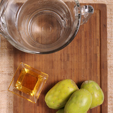 4 tunas 1 litro de agua Miel de agave al gusto
