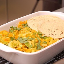 Añadir queso. Repetir las veces que sea necesario hasta terminar con verduras.