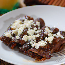 Servir y espolvoreadas con queso.