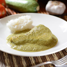 Servir acompañado de arroz blanco.